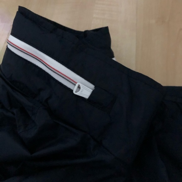 Hilfiger windbreaker. Water resistant. - Picture 7 of 8